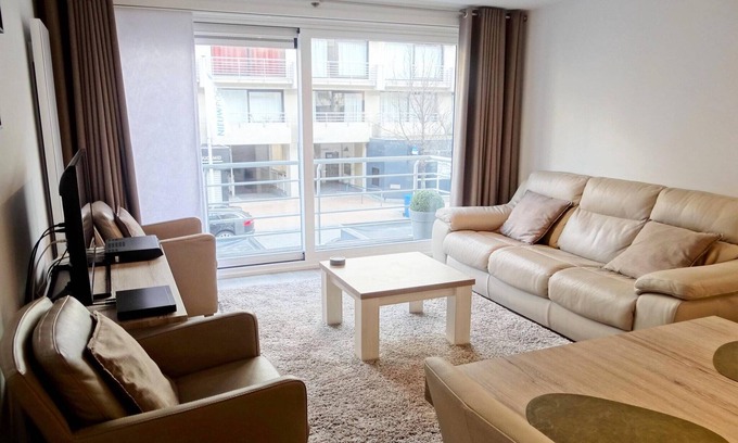 Nieuwpoort-Bad Apartment | Apartment in Nieuwpoort near the Beach