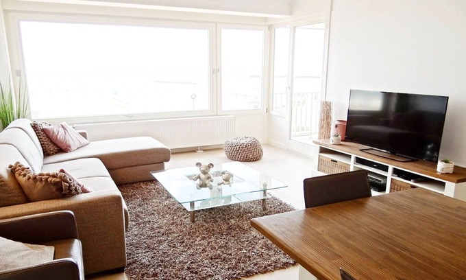 Nieuwpoort-Bad Apartment | Apartment in Nieuwpoort by the Beach