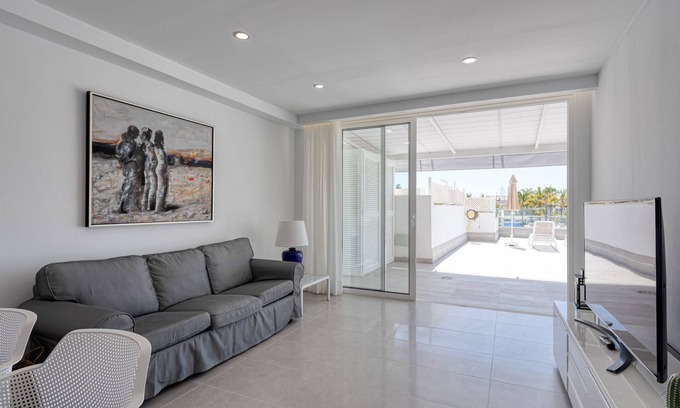 Playa de Mogan House | Apartment in Playa de Mogán with Sea Views