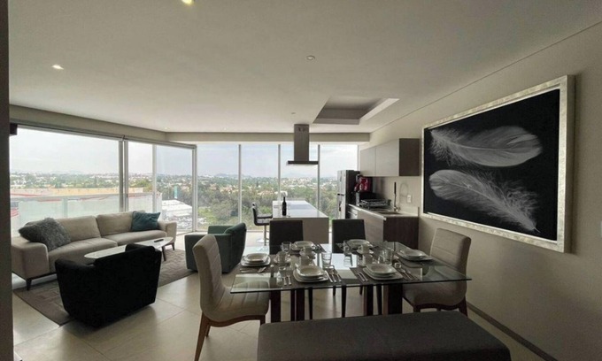 Financial District Apartment | Apartment in plaza pabellon zone andares