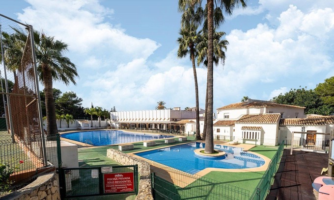 El Tosalet House | Apartment in Spain near Scenic Coastline