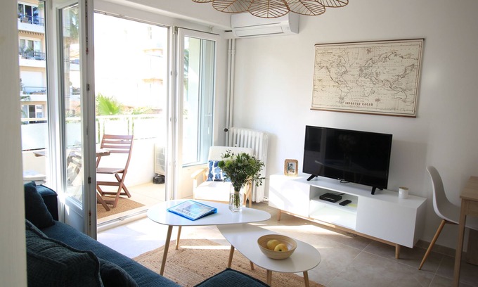 Hyeres City Centre Apartment | Apartment in the heart of the historic city