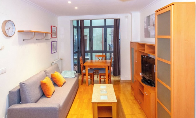 Old Town Apartment | Apartment in the historic center, 1 minute from the Cathedral and the Main Square