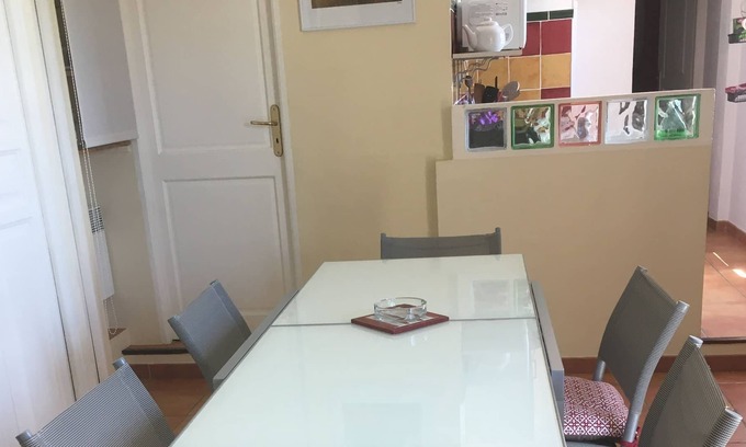 Le Bar-sur-Loup Villa | Apartment in villa facing south, for 5 people 1 baby cot