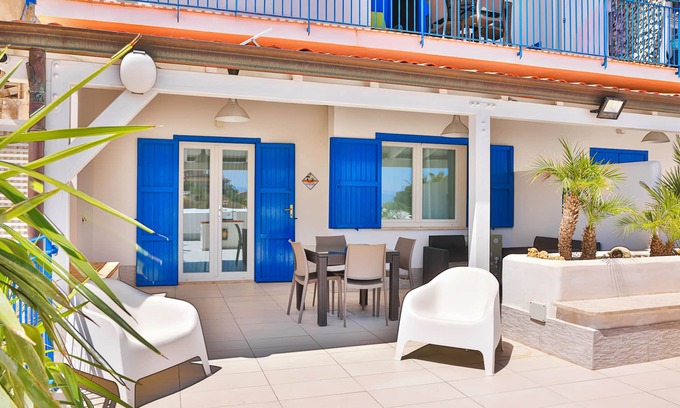 Alcamo Marina Apartment | APARTMENT IN VILLA 200 METERS FROM THE BEACH WI FI CAR RENTAL