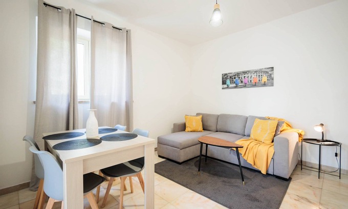 Marina di Massa Apartment | Apartment Int. 2, Apartment 2