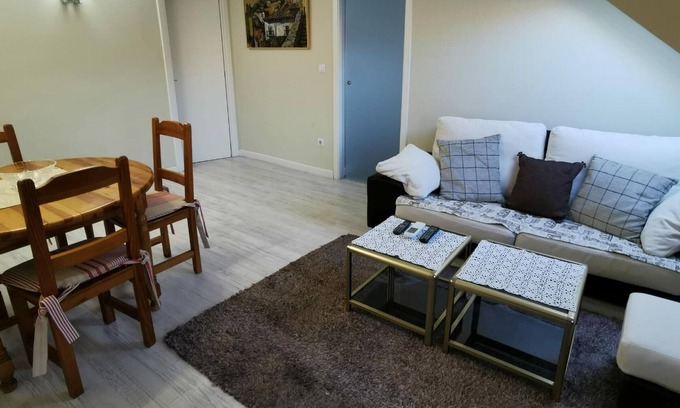Jaca Apartment | Apartment Jaca, 3 bedrooms, 6 persons