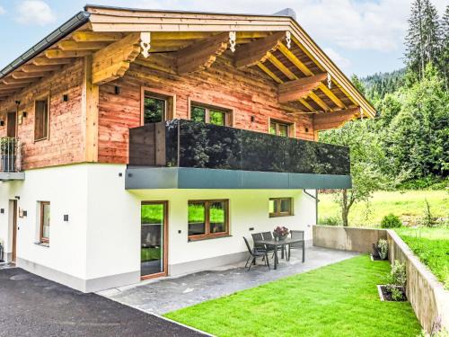 Leogang Apartment | Apartment Jagerstüberl-60qm EG mit gr Terrasse by Interhome