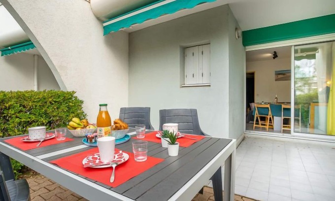Le Couchant Apartment | Apartment Jamaïc by Interhome