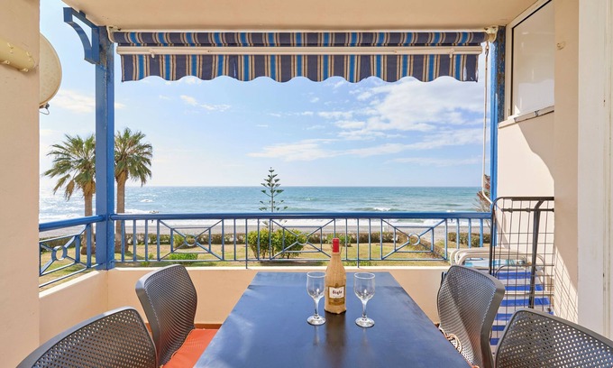 Torrox Costa Apartment | Apartment 'Jardines Del Mar' with Sea Views, Private Terrace and Wi-Fi