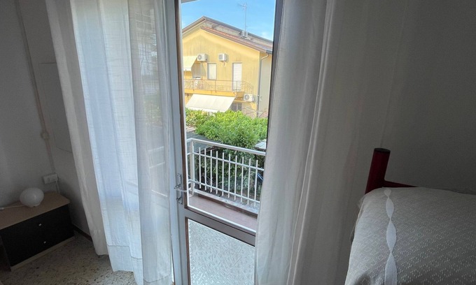 Jesolo Apartment | APARTMENT Jesolo Lido Piazza Torino 4 beds 250 meters from the beach