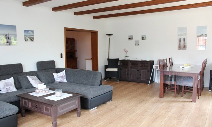 Stinteck Apartment | Apartment 'Katharina' with Private Terrace and Wi-Fi