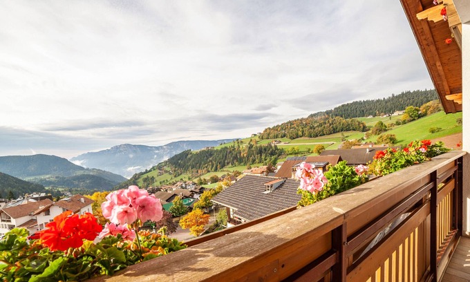 Meltina Apartment | Apartment 'Klausthaler Ferienwohnung B' with Mountain View, Shared Terrace and Wi-Fi