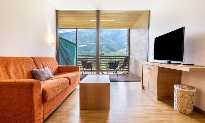 Silandro Apartment | Apartment 'Kortscherhof Depandance Apt 1' with Mountain View, Private Terrace and Wi-Fi