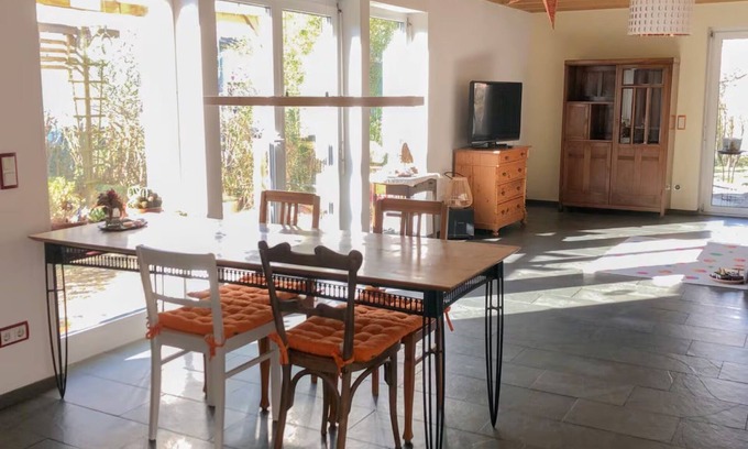 Neufrach Apartment | Apartment 'Kraus' with Private Terrace and Wi-Fi