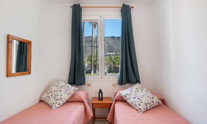 Puerto Naos Apartment | Apartment 'La Bayana - 6' with Sea View, Shared Pool and Wi-Fi