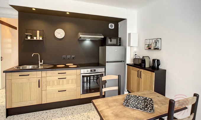 Lamalou-les-Bains Apartment | Apartment Lamalou-les-Bains, 1 bedroom, 2 persons