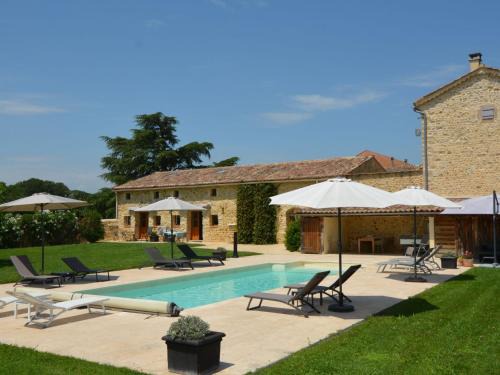 Saint-Denis Apartment | Apartment Le Mas des Trois Anges-1 by Interhome