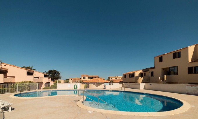 Leucate Apartment | Apartment 'Leucate Aphrodite Village' with Shared Pool, Shared Garden and Balcony