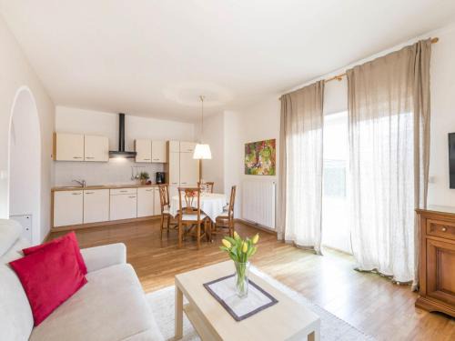 Postal Apartment | Apartment Lichtenberg by Interhome