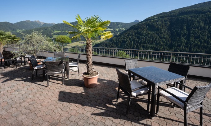 Mareta House | Apartment "Lily of the Valley"