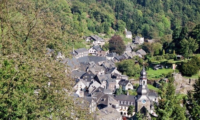 Monschau Condo | Apartment "Linden 4" in the Monschau old town