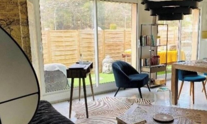 Venelles Apartment | Apartment located 10 minutes from downtown Aix-en-Provence