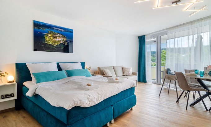 Uhldingen-Muehlhofen Apartment | Apartment 'Mainaublick – Luxury, Pool and Sauna' with Balcony and Wi-Fi
