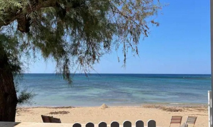 Torre Pali Apartment | Apartment 'Mediterranea - Sussurro Del Mare' with Sea View, Wi-Fi and Air Conditioning