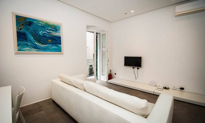 Manarola Apartment | Apartment Mediterraneo 3 by Arbaspàa - Luxury Apartment in Manarola