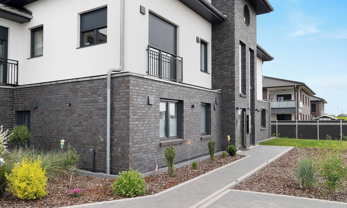 Debstedt Apartment | Apartment 'Moor, Marsch Und Meer' with Shared Garden and Wi-Fi