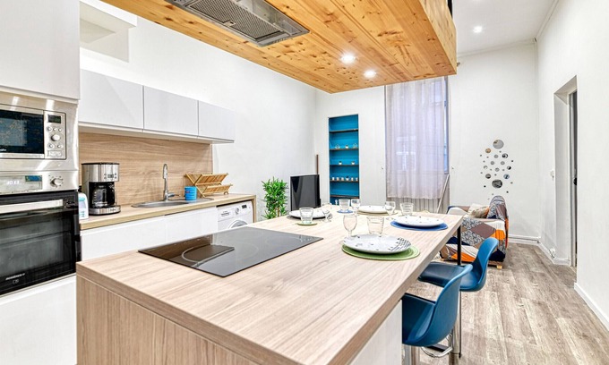 Faubourg Apartment | Apartment Nîmes, 2 bedrooms, 4 persons