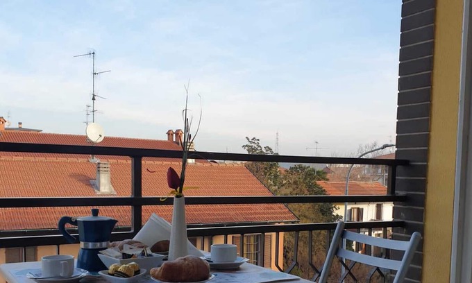 Baranzate Apartment | Apartment near Rho Fiera, MIND, Galeazzi and Sacco