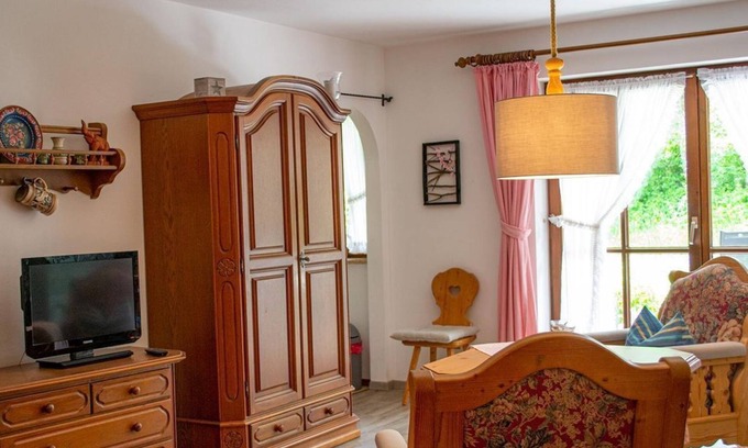 Bad Bayersoien Apartment | Apartment no. 4 (type A, ground floor) - Appartementhaus Hörnleblick