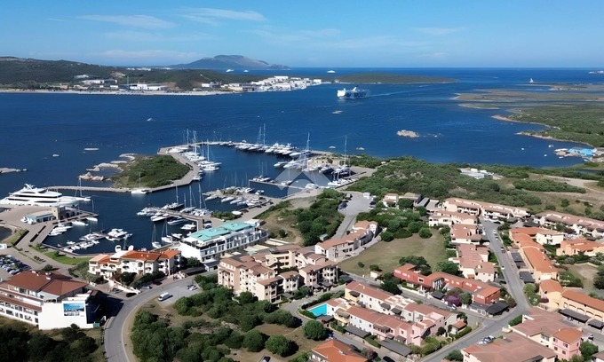 Olbia Apartment | Apartment 'Olbia Comfort' with Shared Pool, Balcony and Air Conditioning