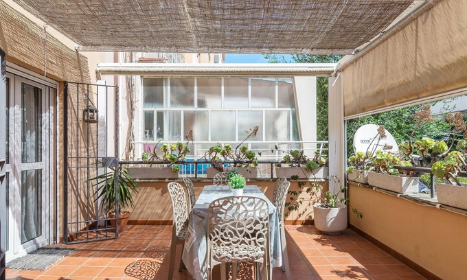Cadiz Apartment | Apartment On the Beach with Large Terrace & Wi-Fi