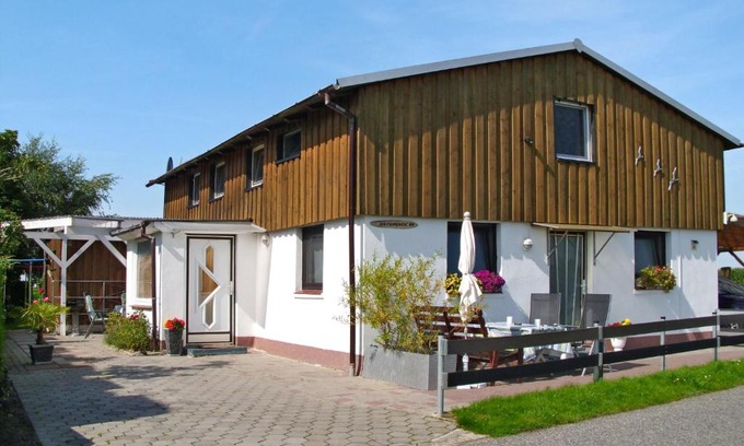 Cuxhaven Apartment | Apartment Osterende-2 by Interhome