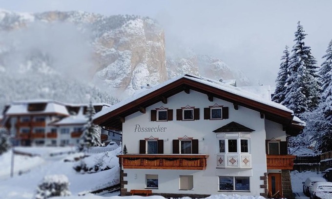 Selva di Val Gardena Apartment | Apartment Pössnecker
