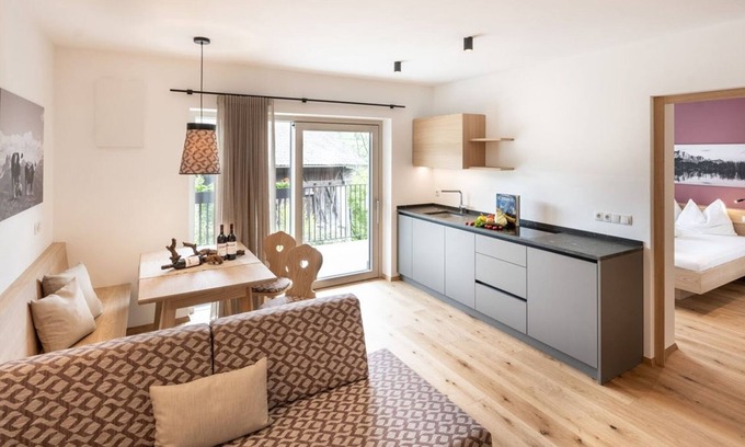 Barbiano Apartment | Apartment 'Portugieser' with Mountain View, Shared Pool and Wi-Fi