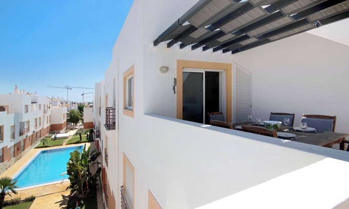Conceicao e Cabanas de Tavira Apartment | Apartment 'Quinta Gomeira 146' with Sea View, Shared Pool and Air Conditioning