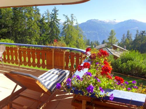 Montana Apartment | Apartment Résidence Le Chalet 5 by Interhome