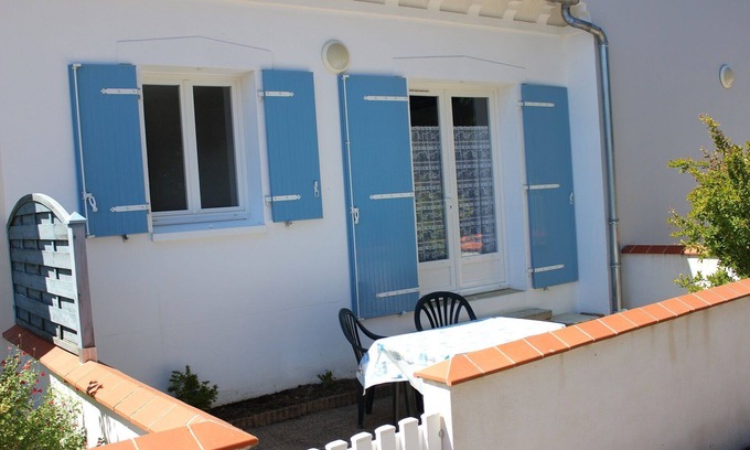 Notre-Dame-de-Monts Apartment | Apartment rental 4/6 people