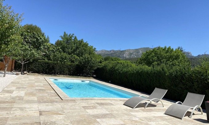 Gemenos Apartment | Apartment rental in Gemenos, 15 minutes from the port of Cassis