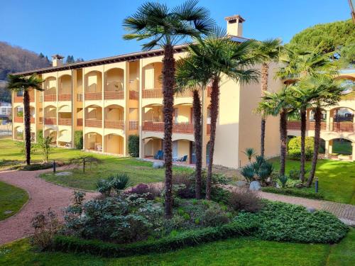 Caslano Apartment | Apartment Residenza Parcolago Apt 120 1-Stock by Interhome