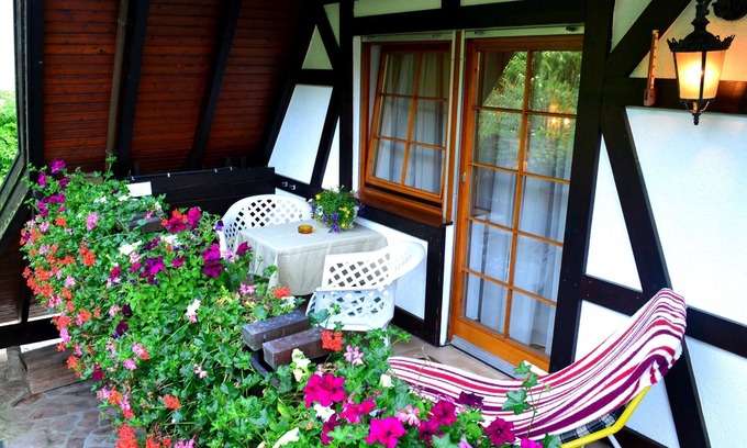 Sasbachwalden Apartment | Apartment 'Rotkehlchen' with Mountain View, Shared Terrace and Wi-Fi