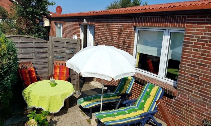 Borkum Apartment | Apartment 'Sanddorn' with Wi-Fi