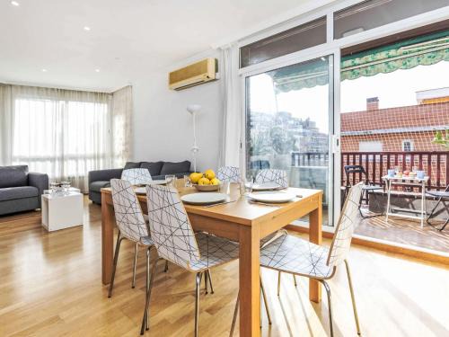 Les Corts Apartment | Apartment Sants-Les Corts Galileu by Interhome