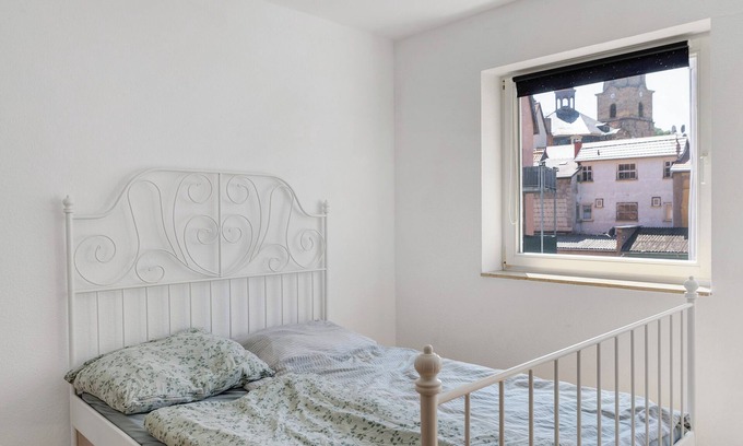 Waltershausen Apartment | Apartment 'Schöne 2-Raum-wohnung Im Zentrum' with Wi-Fi