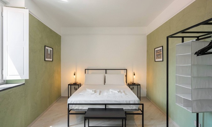Ascea Apartment | Apartment 'Senofane' with Wi-Fi and Air Conditioning