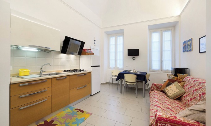 Loano Apartment | Apartment 'Smart Home Loano' with Air Conditioning